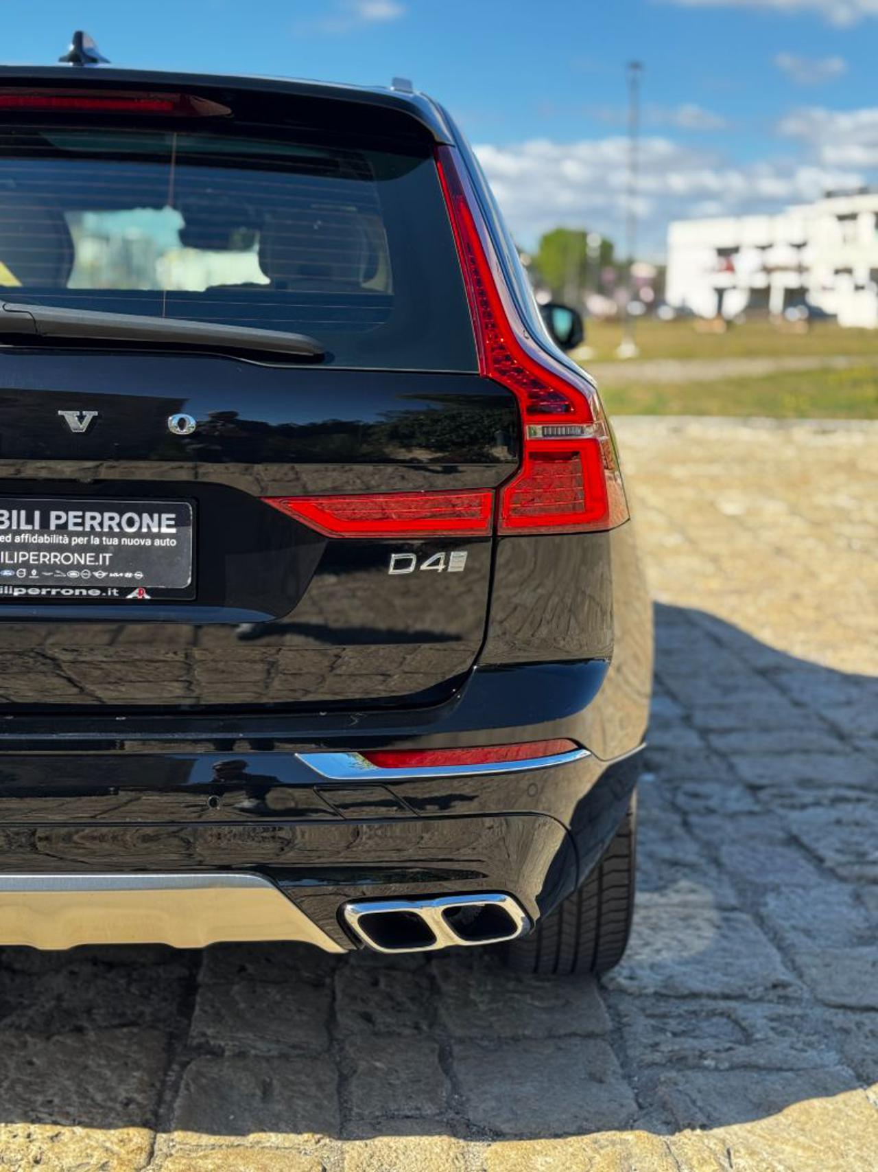 VOLVO XC60 D4 Inscription (Tetto/Pelle Cognac/Led) - 30