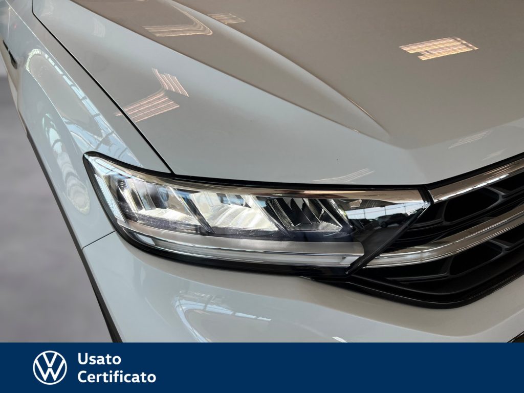 VOLKSWAGEN T-Roc 1.0 tsi r-line 110cv - 20