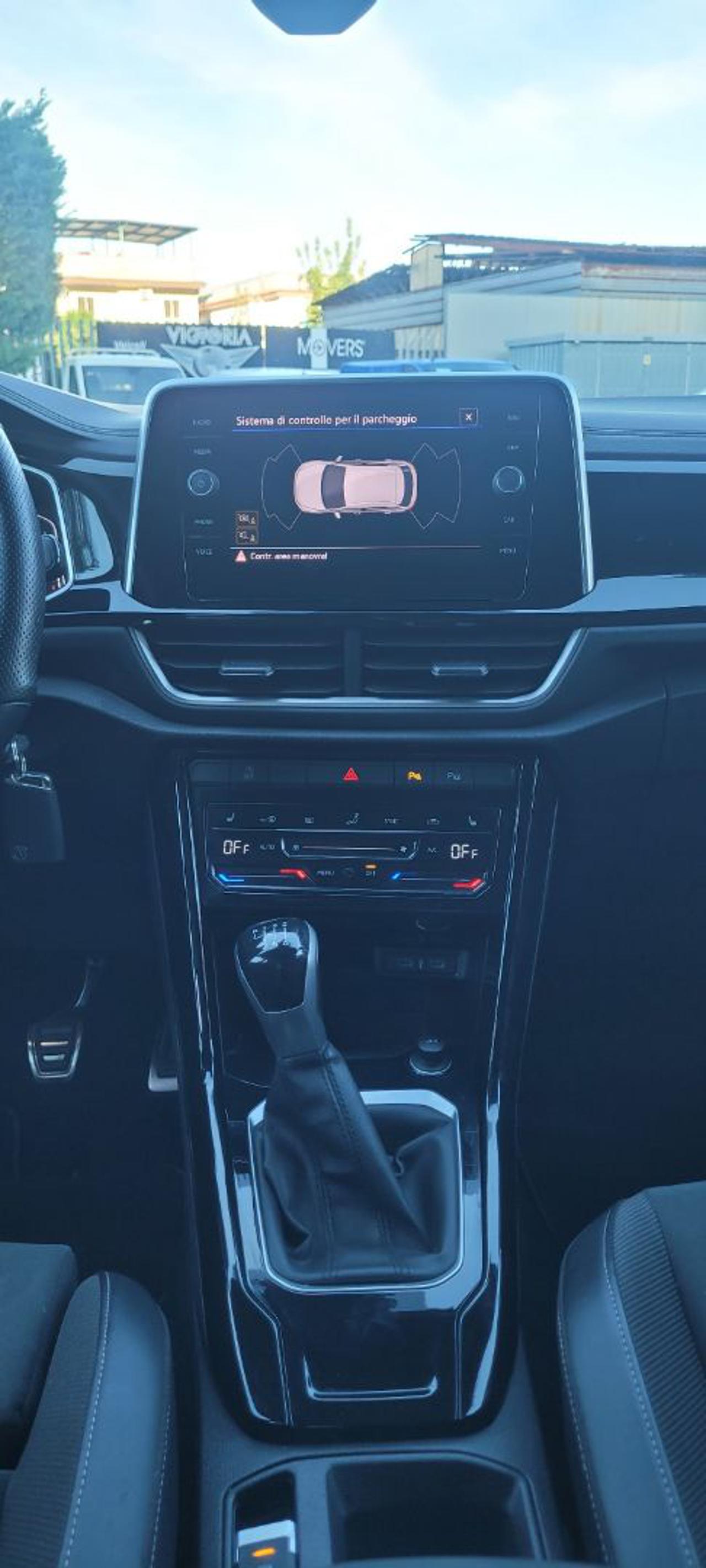 VOLKSWAGEN T-Roc 1.0 TSI R-Line - 9