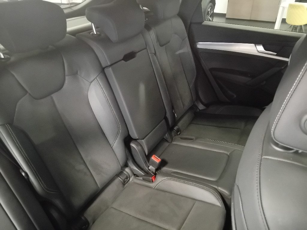 Clicca per ingrandire Q5 - SPB 40 TDI Mhevquattro S tronic S line BLACK PACK