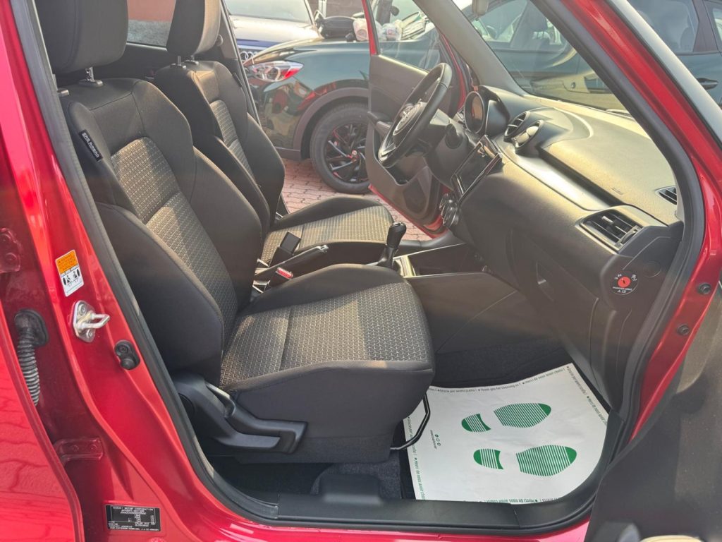 SUZUKI Swift 1.2 Hybrid CVT Top - 14
