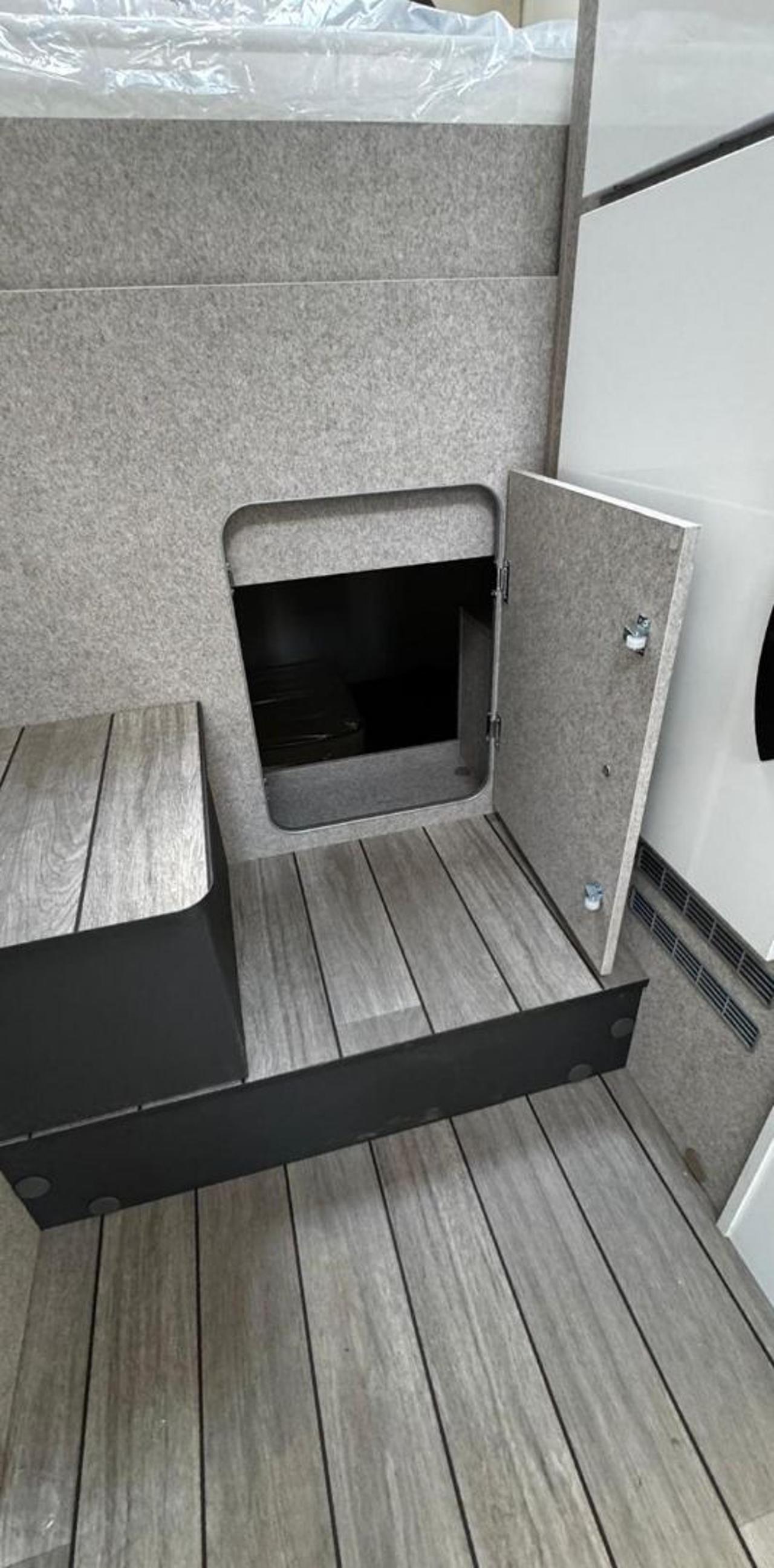 MC4 360