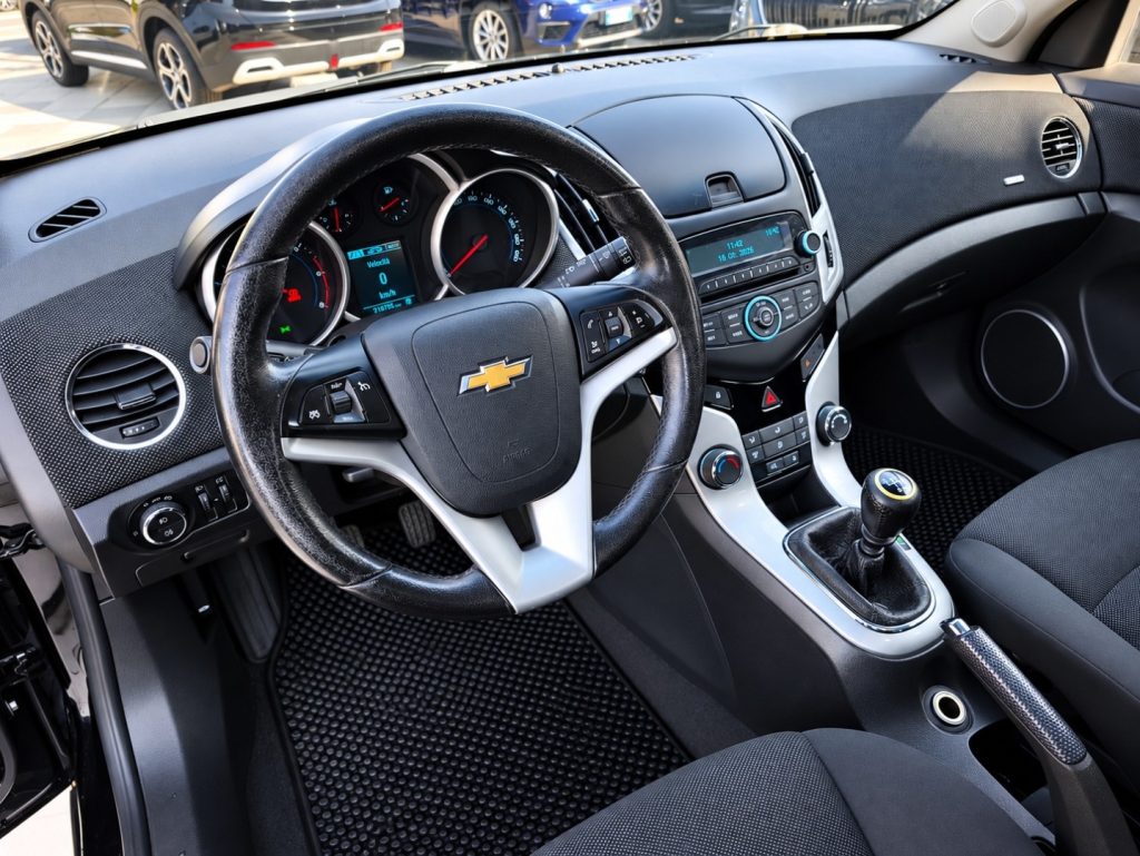 CHEVROLET Cruze 1.7 Diesel Station Wagon LTZ MyLink - 8