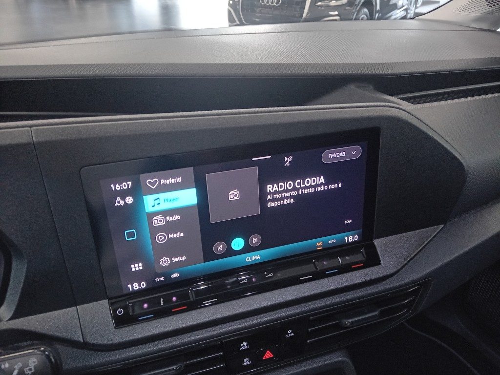 Clicca per ingrandire Caddy - 1.5 TSI 116 CV DSG Life ALL. FOCACCIA TR DISABILI