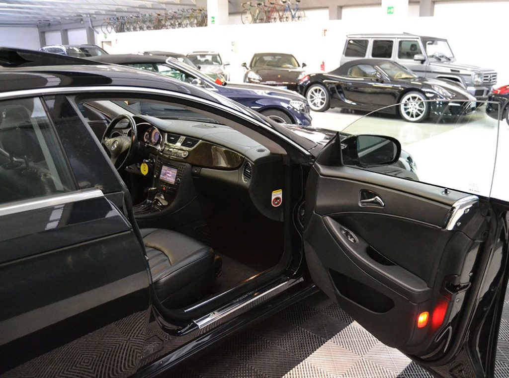 MERCEDES-BENZ CLS 320 CDI Tetto - Pelle - Navi - Cerchi 18 - Xenon - 4