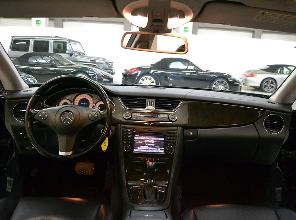 MERCEDES-BENZ CLS 320 CDI Tetto - Pelle - Navi - Cerchi 18 - Xenon - 6