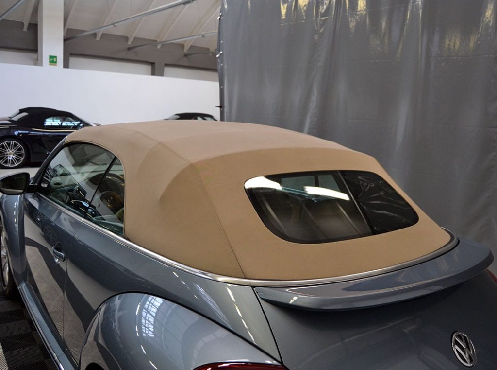 VOLKSWAGEN Maggiolino Cabrio 1.2 TSI DSG Design BMT - 26