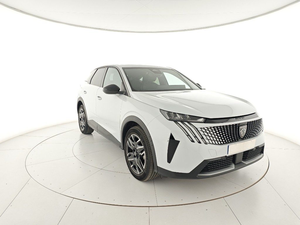 PEUGEOT 3008 Hybrid 145 e-DCS6 Allure - 12
