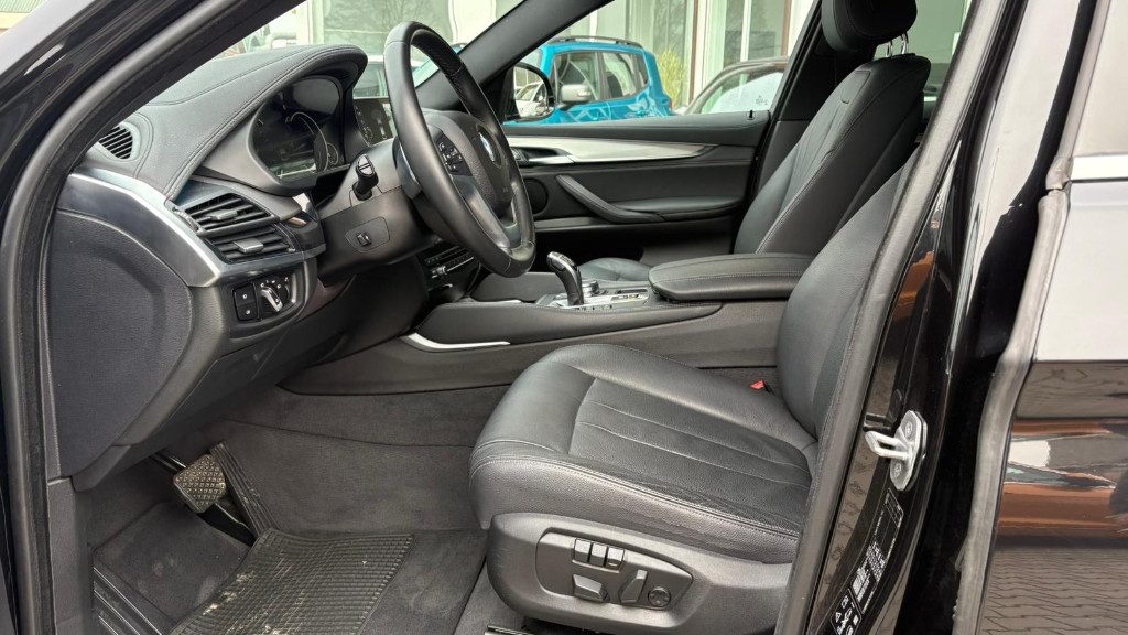 BMW X6 xDrive30d 249CV Extravagance - 9