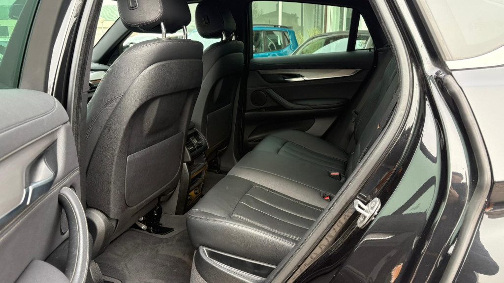 BMW X6 xDrive30d 249CV Extravagance - 22