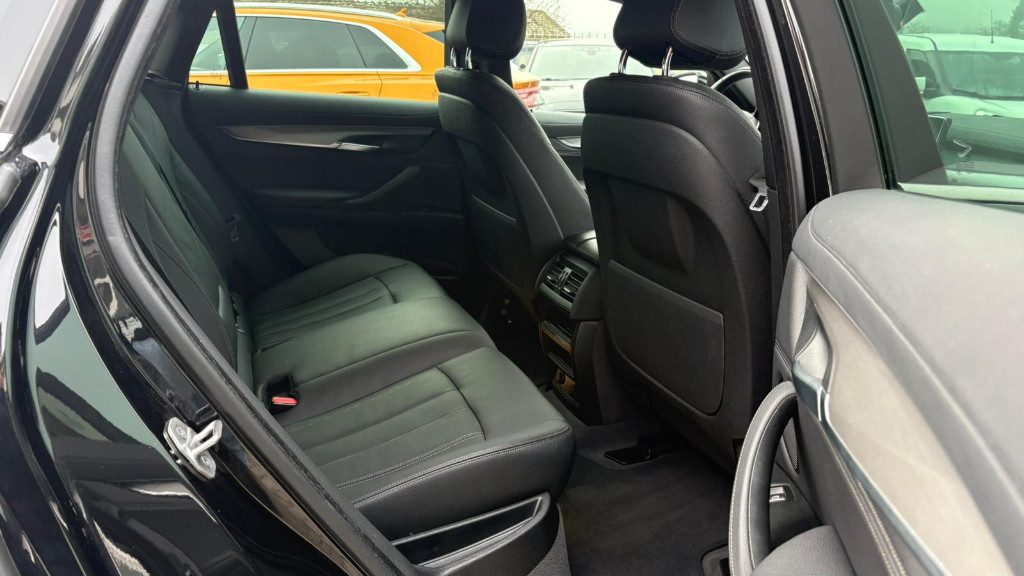 BMW X6 xDrive30d 249CV Extravagance - 26