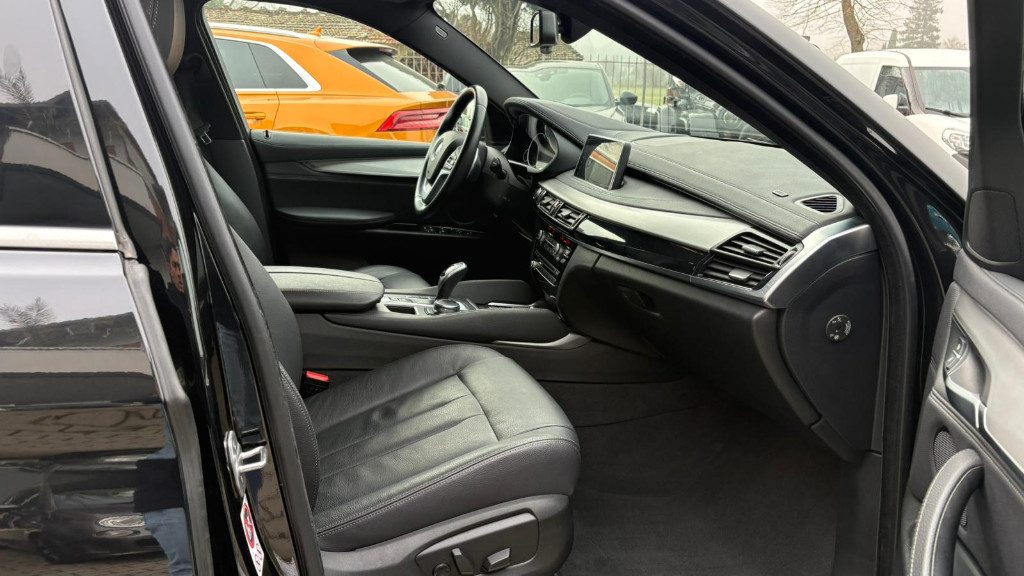 BMW X6 xDrive30d 249CV Extravagance - 27