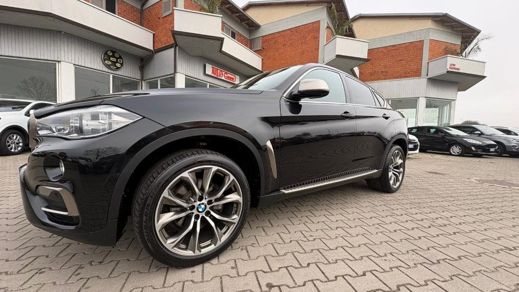 BMW X6 xDrive30d 249CV Extravagance - 32