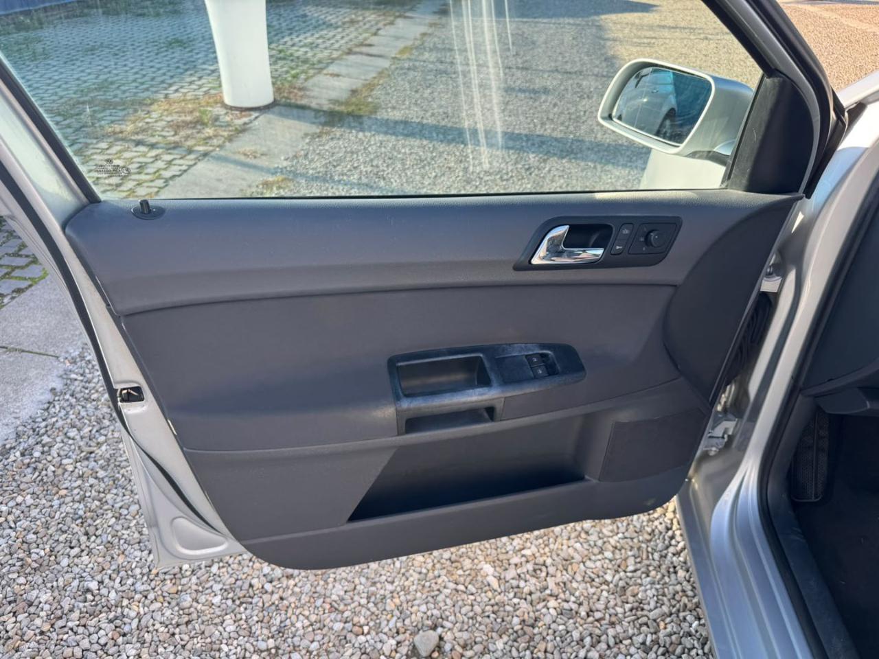 VOLKSWAGEN Polo 1.4 16V 5p. Trendline - 8