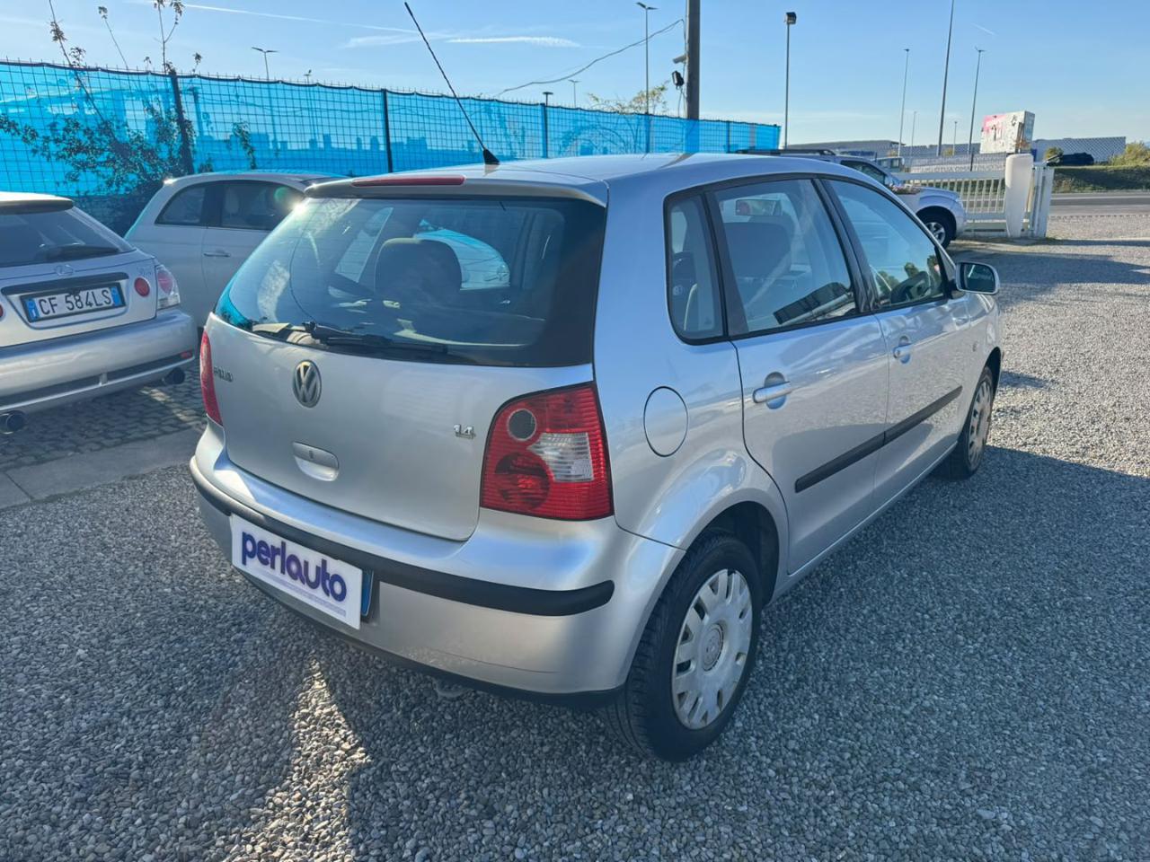 VOLKSWAGEN Polo 1.4 16V 5p. Trendline - 6