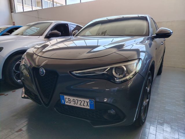 ALFA ROMEO Stelvio — foto 3 di 21