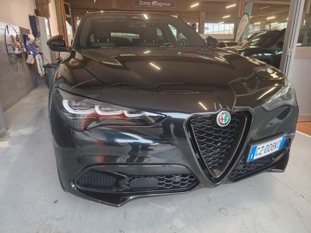 ALFA ROMEO Stelvio — foto 2 di 17