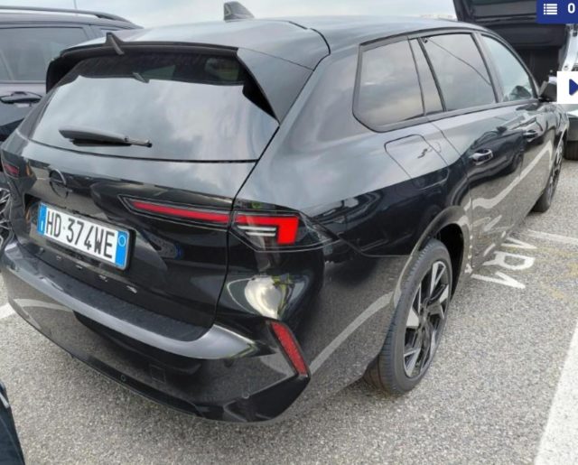 OPEL Astra — foto 2 di 4