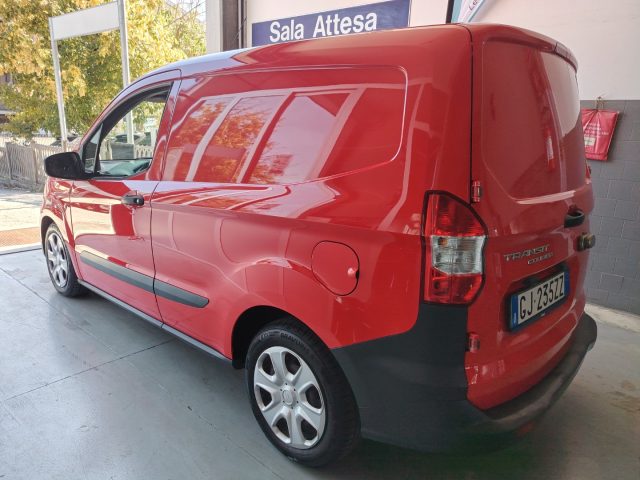 FORD Transit Courier — foto 9 di 20