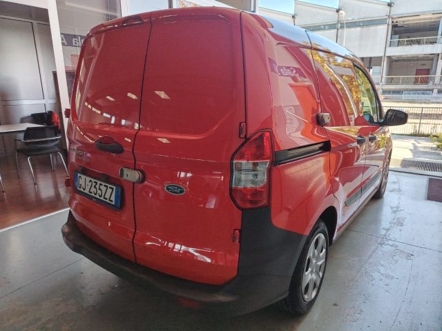 FORD Transit Courier — foto 6 di 20