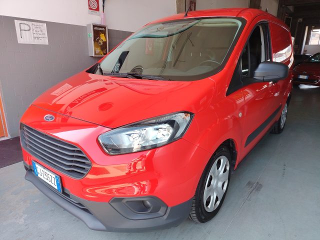 FORD Transit Courier — foto 2 di 20