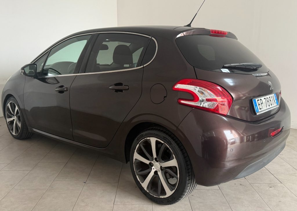 PEUGEOT 208 1.6 VTi 120CV 5p. Allure - 6