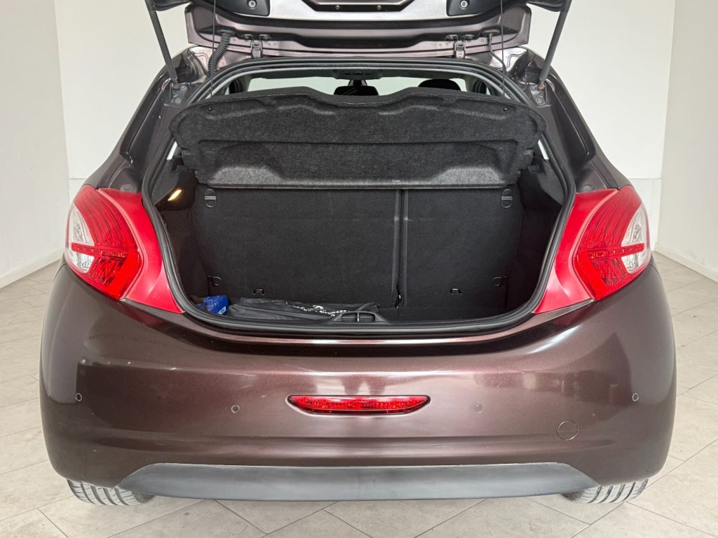 PEUGEOT 208 1.6 VTi 120CV 5p. Allure - 7