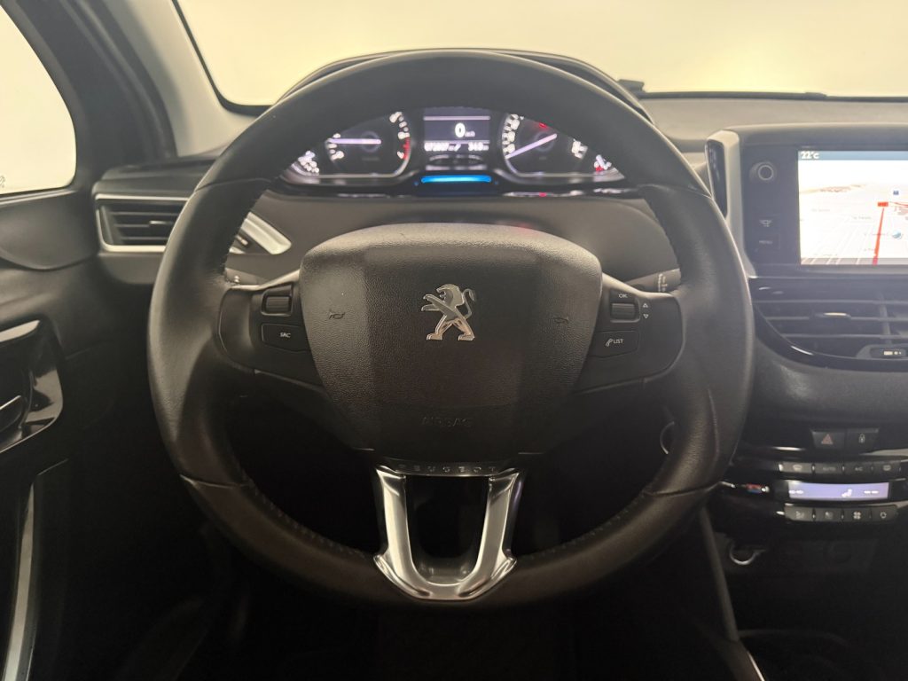 PEUGEOT 208 1.6 VTi 120CV 5p. Allure - 11