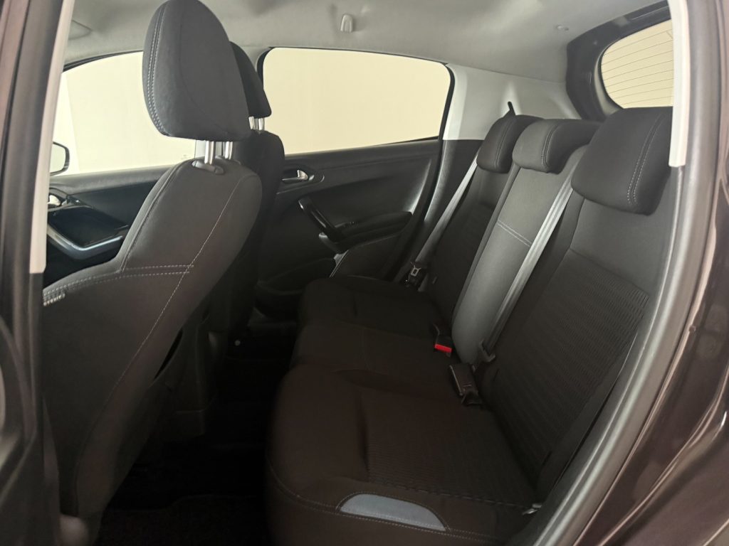 PEUGEOT 208 1.6 VTi 120CV 5p. Allure - 14