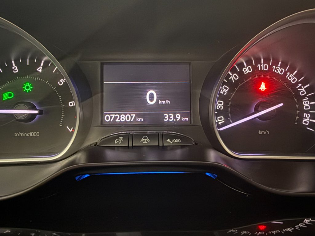 PEUGEOT 208 1.6 VTi 120CV 5p. Allure - 21