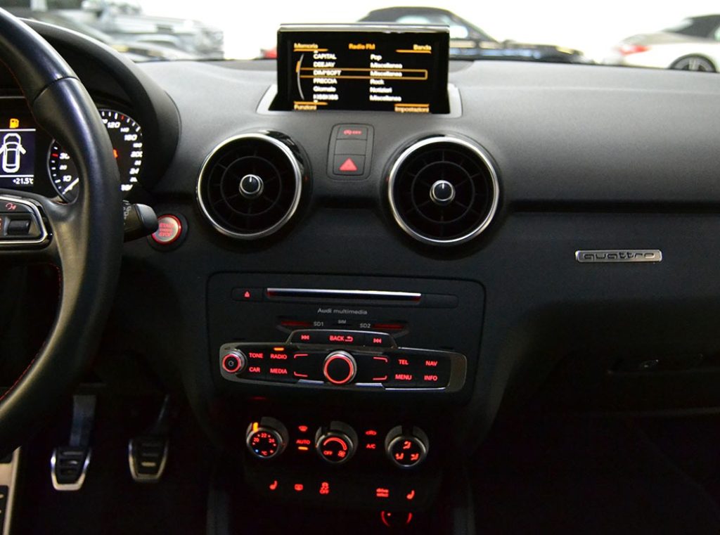 AUDI S1 SPB 2.0 TFSI quattro Service Audi Pacchetto Look 4 - 8