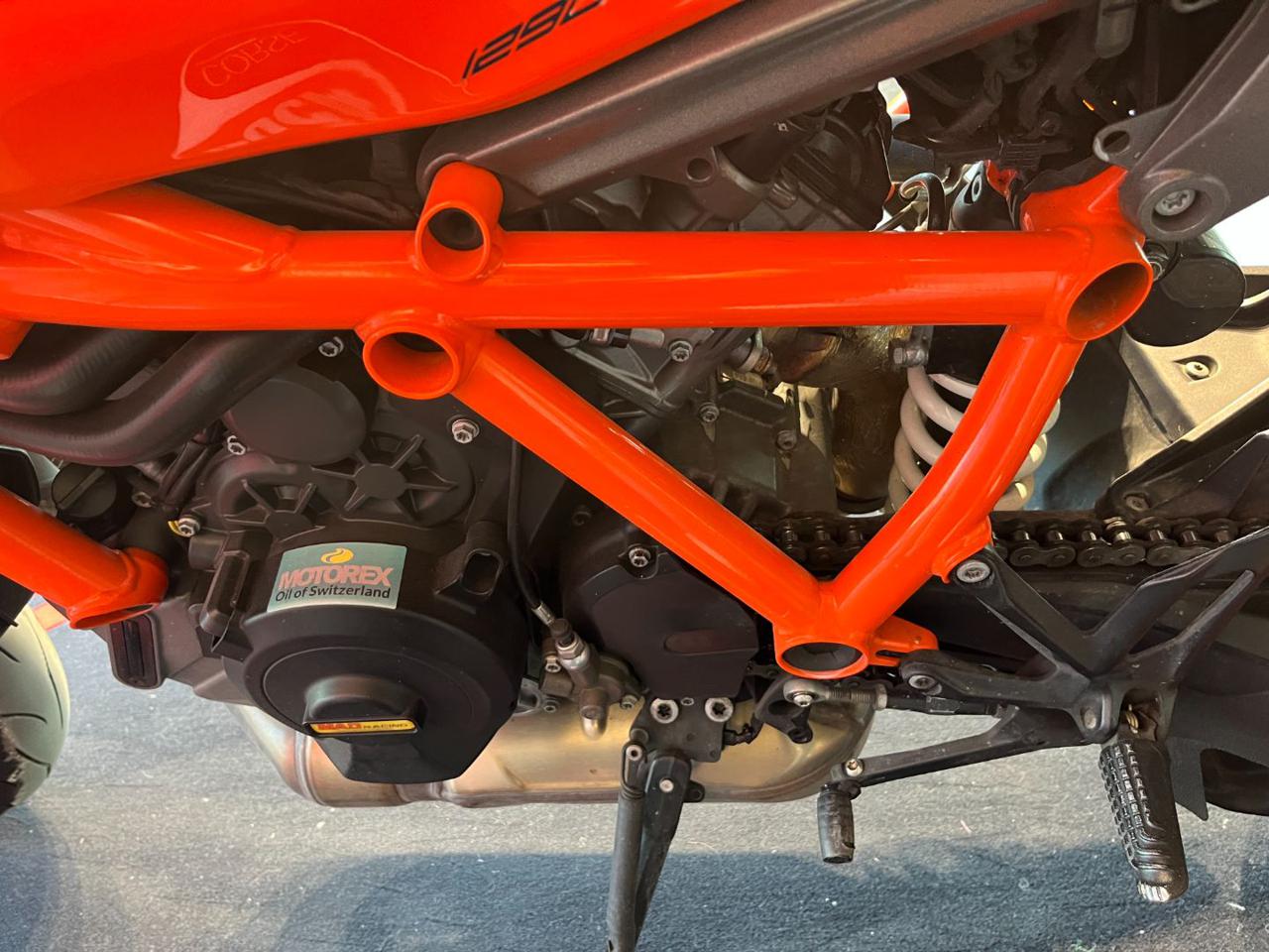 KTM 1290 Super Duke R R - 8