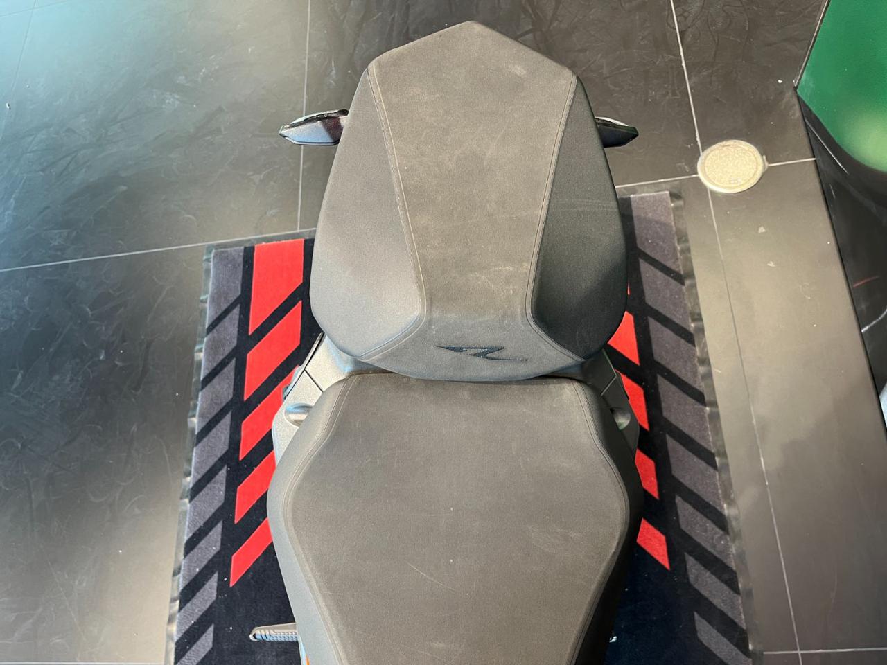 KTM 1290 Super Duke R R - 7