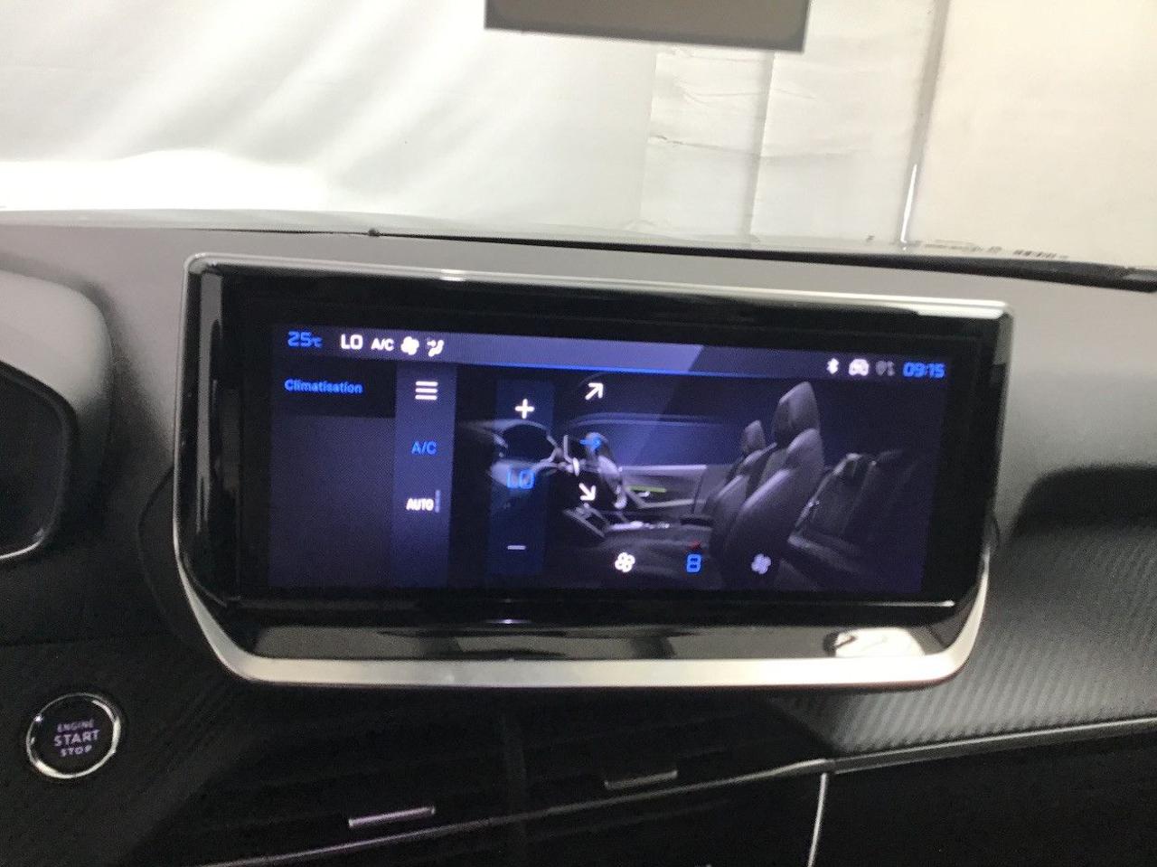 PEUGEOT 2008 PureTech 100 S&S Allure - 5