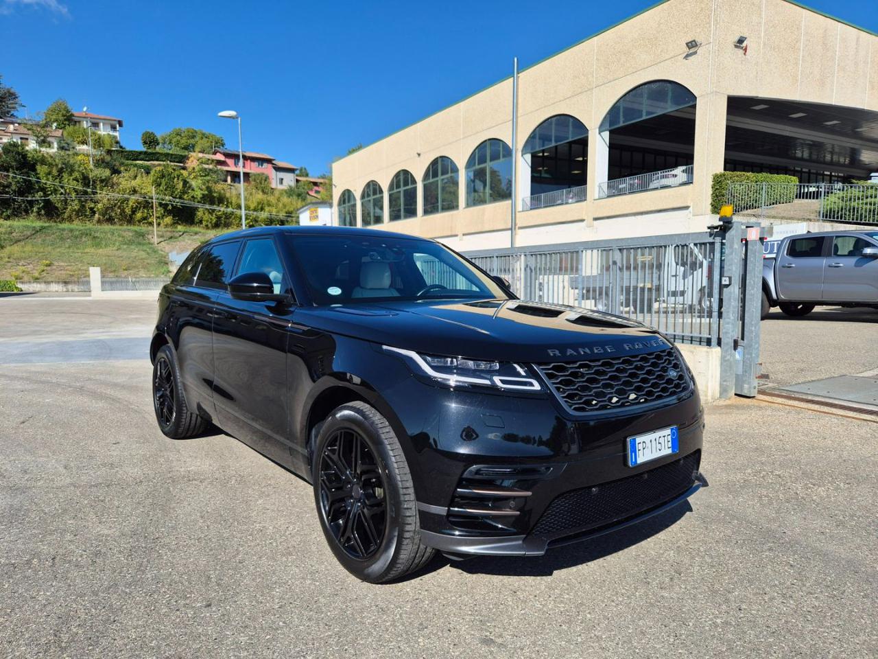 LAND ROVER Range Rover Velar 2.0 TD4 180 CV R-Dynamic - 5