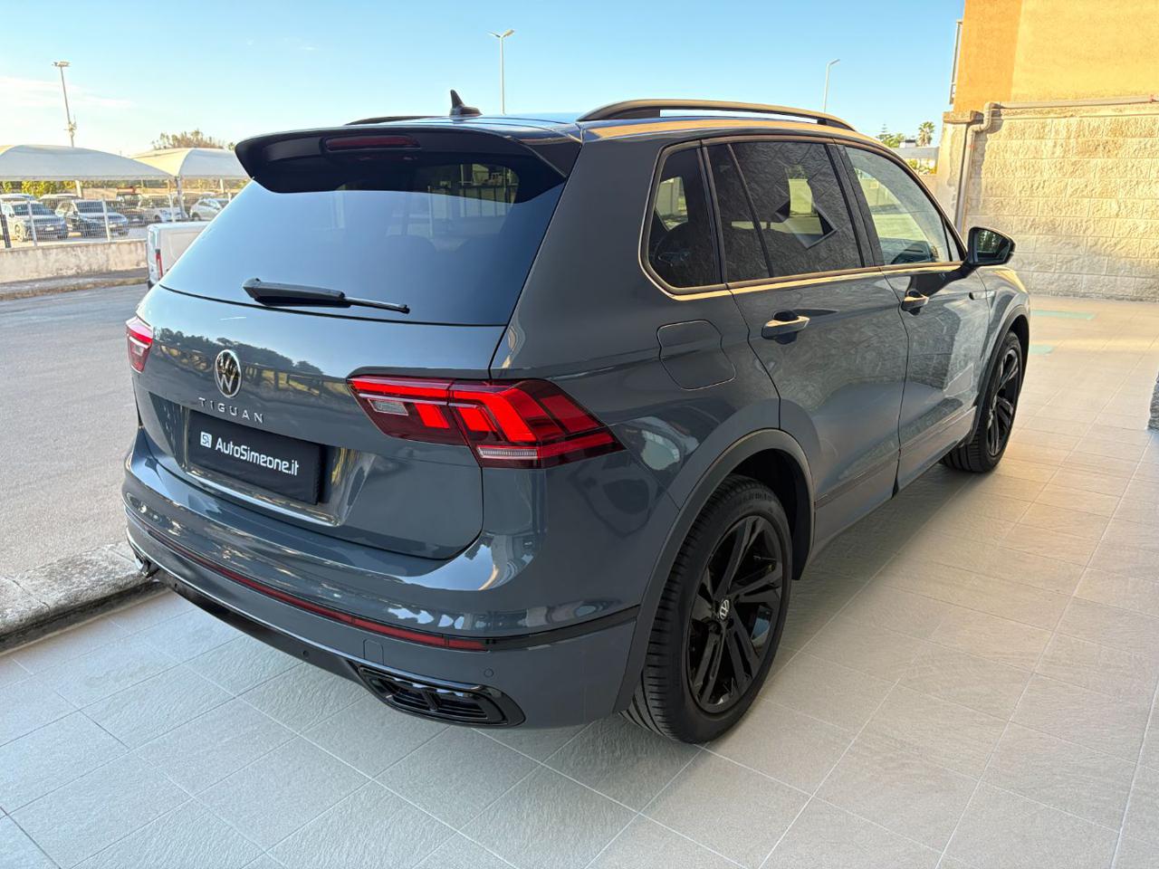 VOLKSWAGEN Tiguan 2.0 TDI 150 CV SCR DSG R-Line - 5