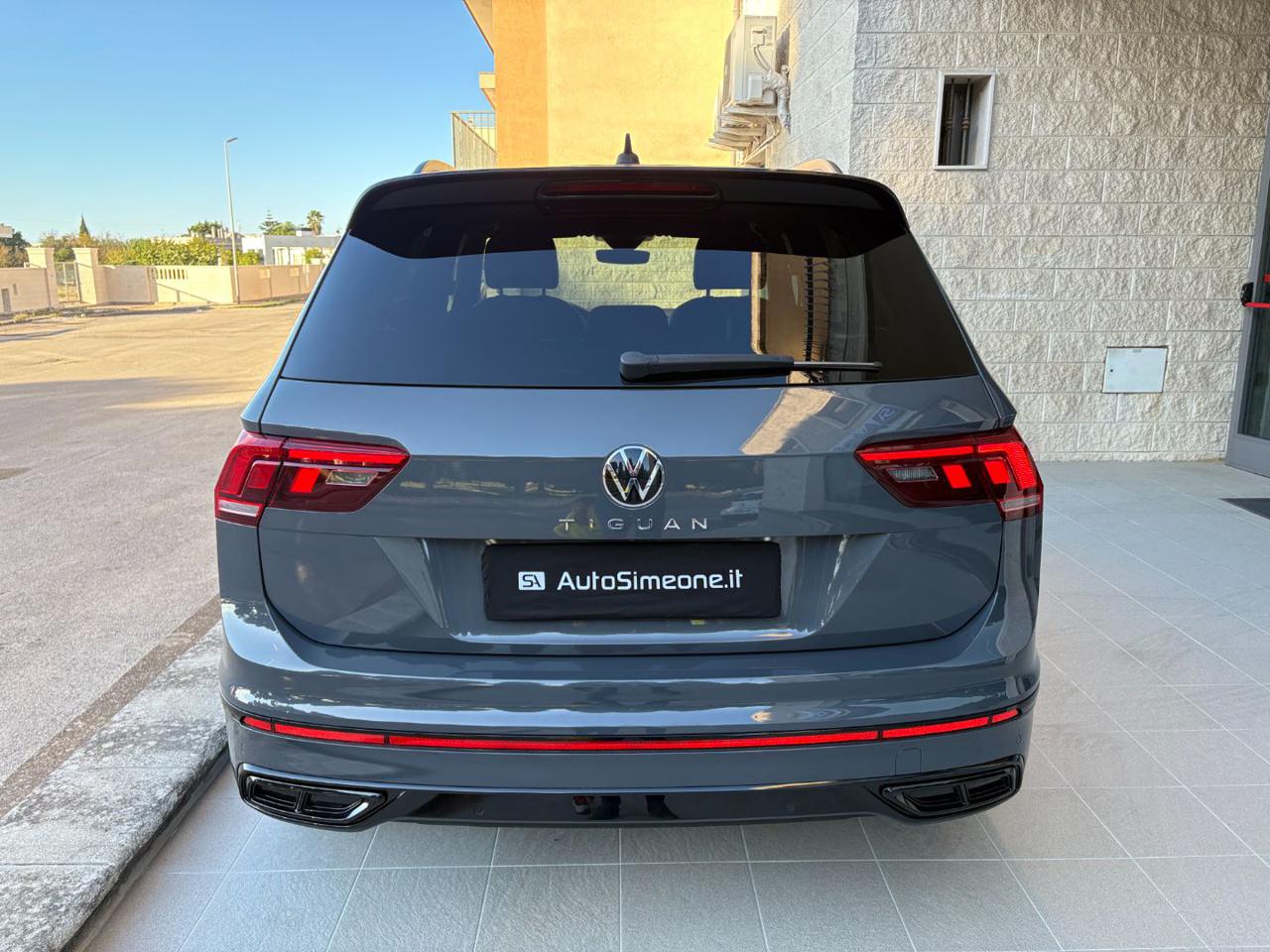 VOLKSWAGEN Tiguan 2.0 TDI 150 CV SCR DSG R-Line - 6