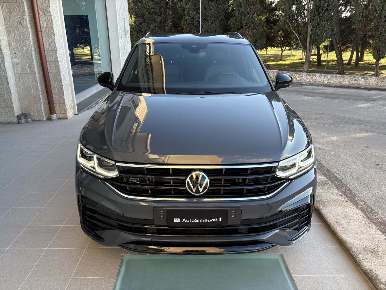 VOLKSWAGEN Tiguan 2.0 TDI 150 CV SCR DSG R-Line - 2