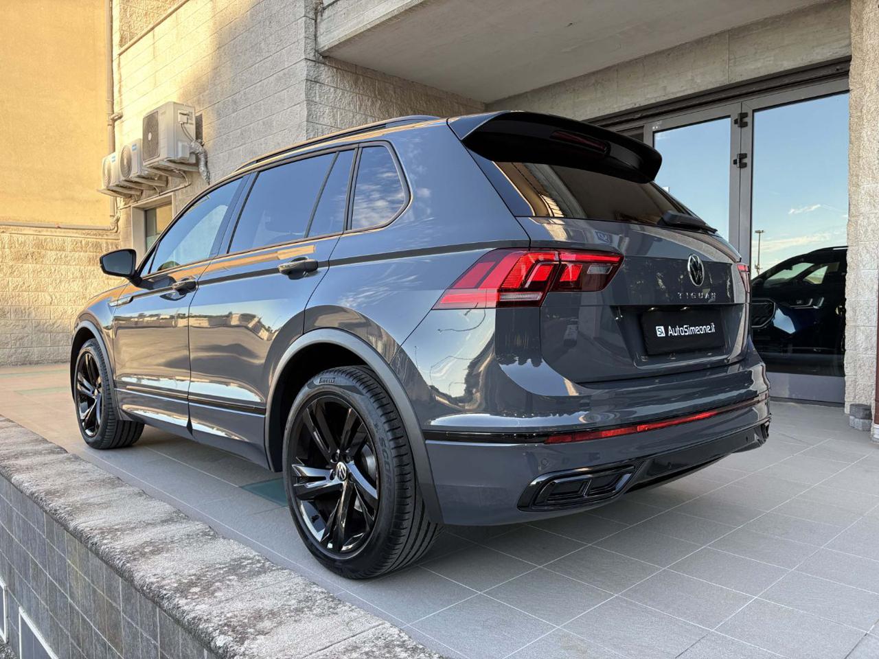 VOLKSWAGEN Tiguan 2.0 TDI 150 CV SCR DSG R-Line - 7