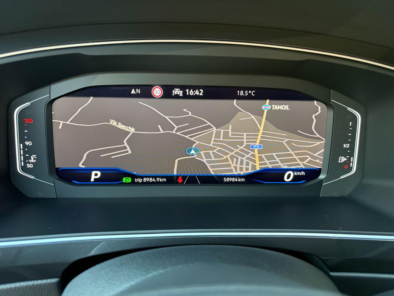 VOLKSWAGEN Tiguan 2.0 TDI 150 CV SCR DSG R-Line - 19