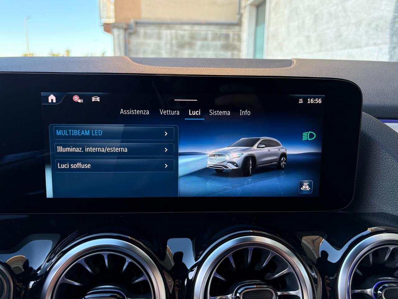MERCEDES-BENZ GLA 250 e hybrid EQ AMG Line Premium Pack Night. - 38