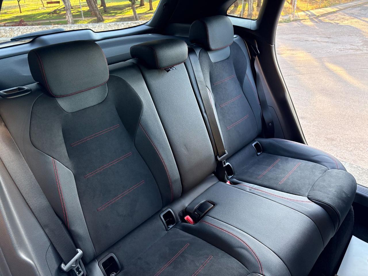 MERCEDES-BENZ GLA 250 e hybrid EQ AMG Line Premium Pack Night. - 22