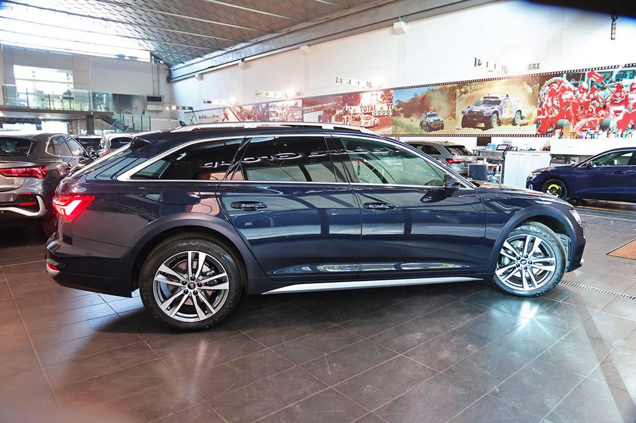 AUDI A6 allroad 50 TDI Quattro Tiptronic Business Advanced - 10