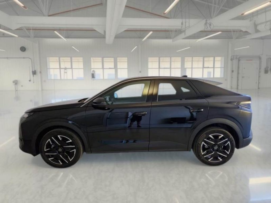 PEUGEOT 3008 Hybrid 145 e-DCS6 Allure - 5