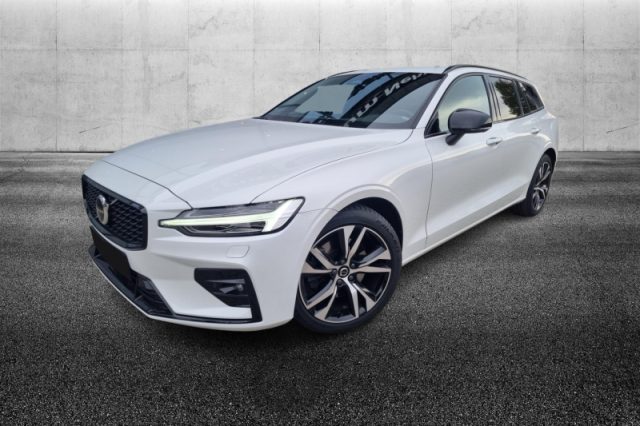 VOLVO V60 B4 (d) automatico Plus Dark 