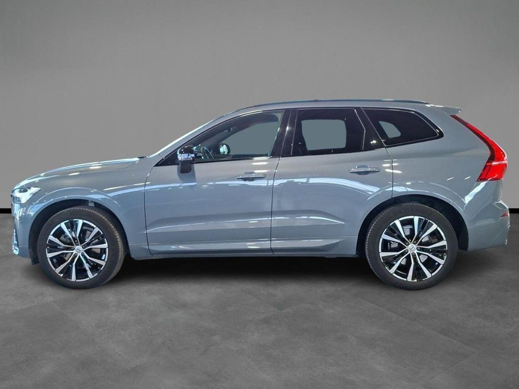 VOLVO XC60 B4 automatico Plus Dark - 2