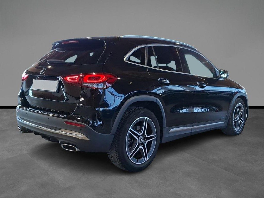 MERCEDES-BENZ GLA 200 d Automatic 4Matic Premium - 15