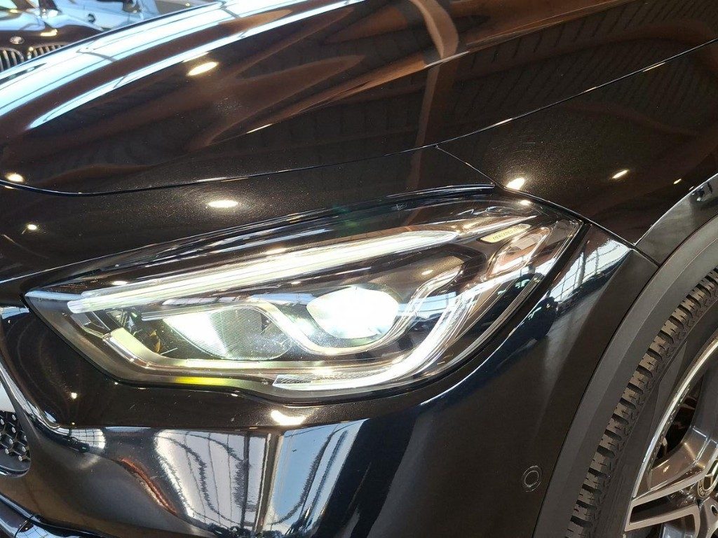 MERCEDES-BENZ GLA 200 d Automatic 4Matic Premium - 5