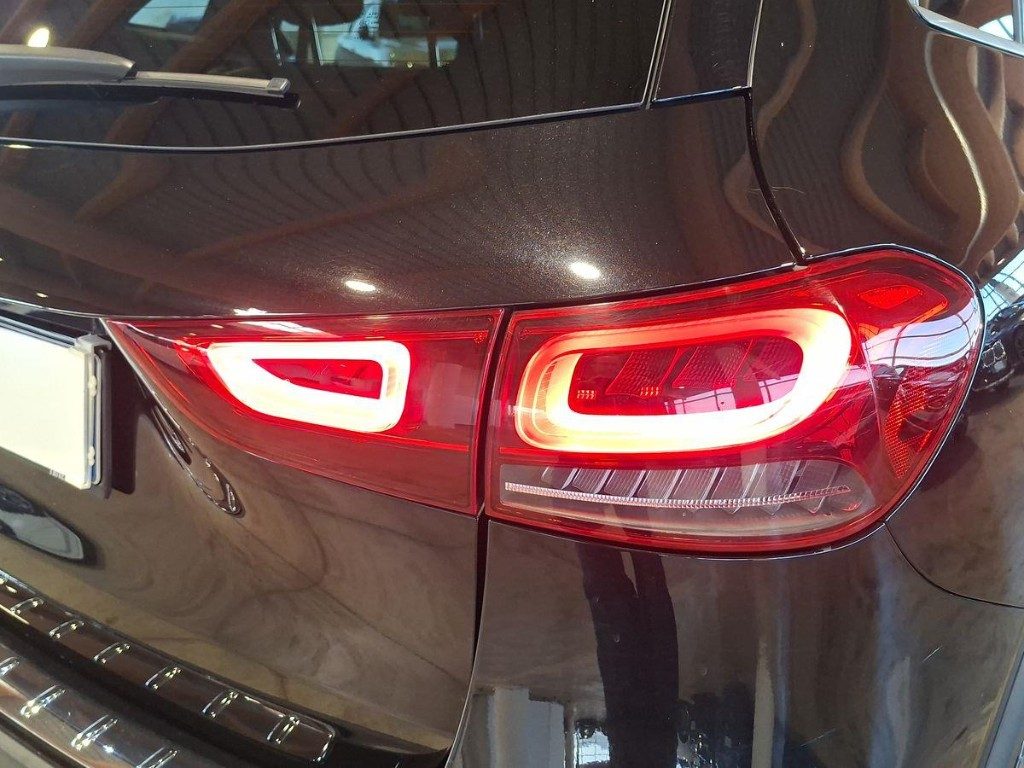 MERCEDES-BENZ GLA 200 d Automatic 4Matic Premium - 6