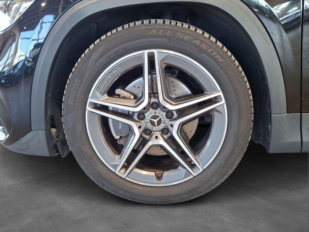 MERCEDES-BENZ GLA 200 d Automatic 4Matic Premium - 4